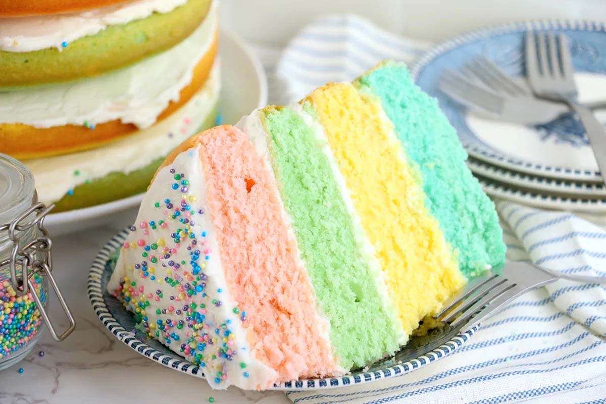 Easy Easter Cake Recipe. 