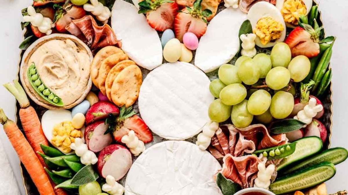 Easter Bunny Charcuterie Board. 