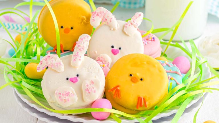 Easter Oreos.