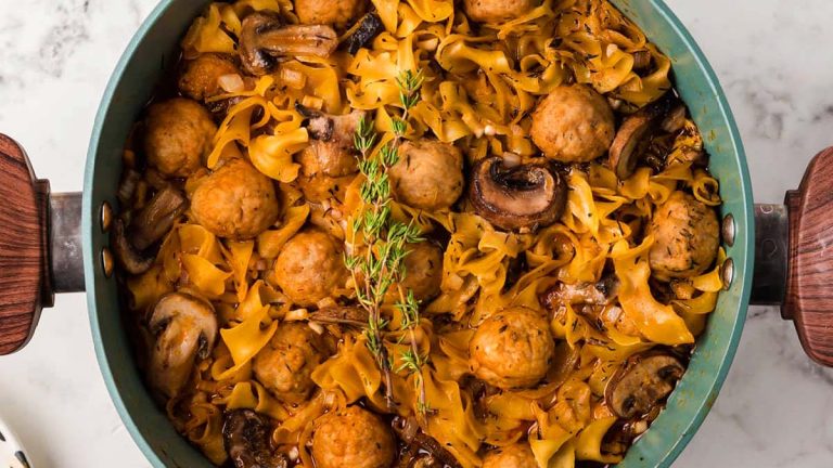 Easy Meatball Stroganoff (One Pot Meal).