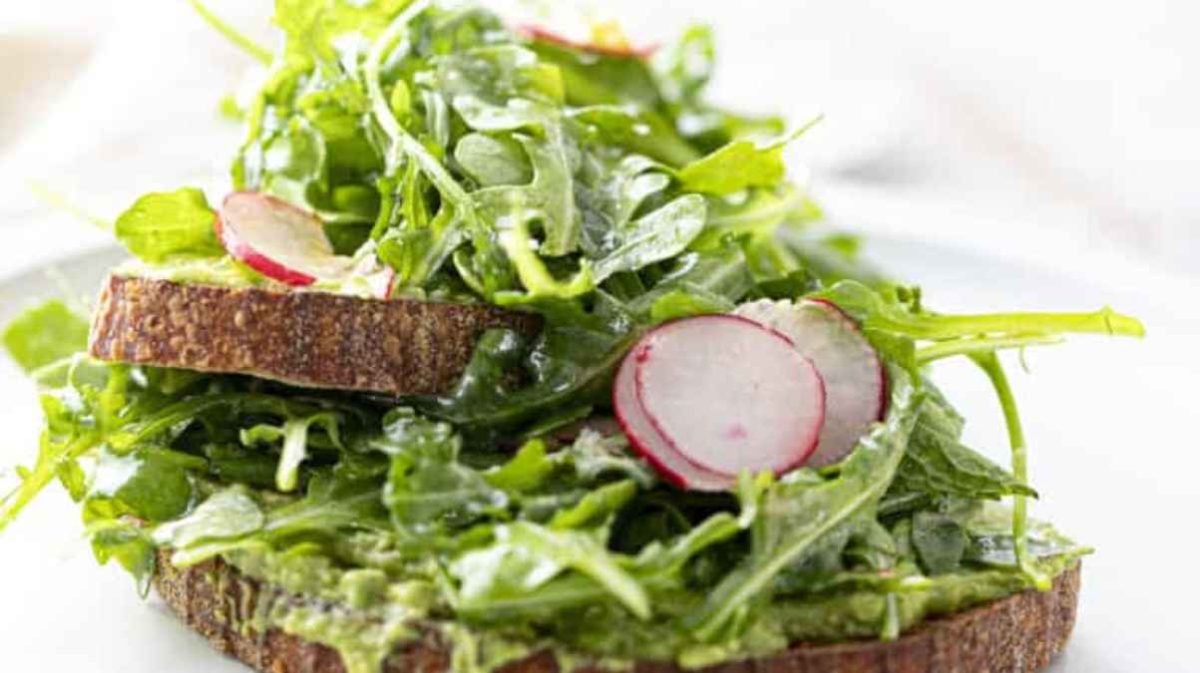 Easy Avocado Tartine Recipe (Perfect For Brunch). 