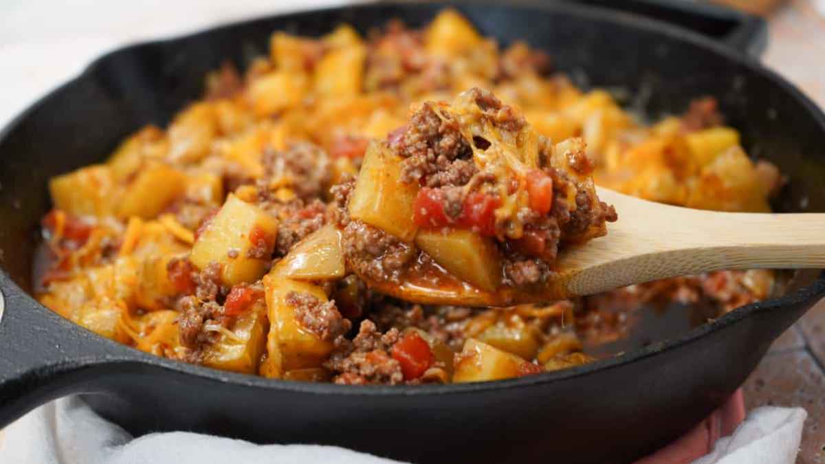 Easy Cheesy Taco Potatoes.