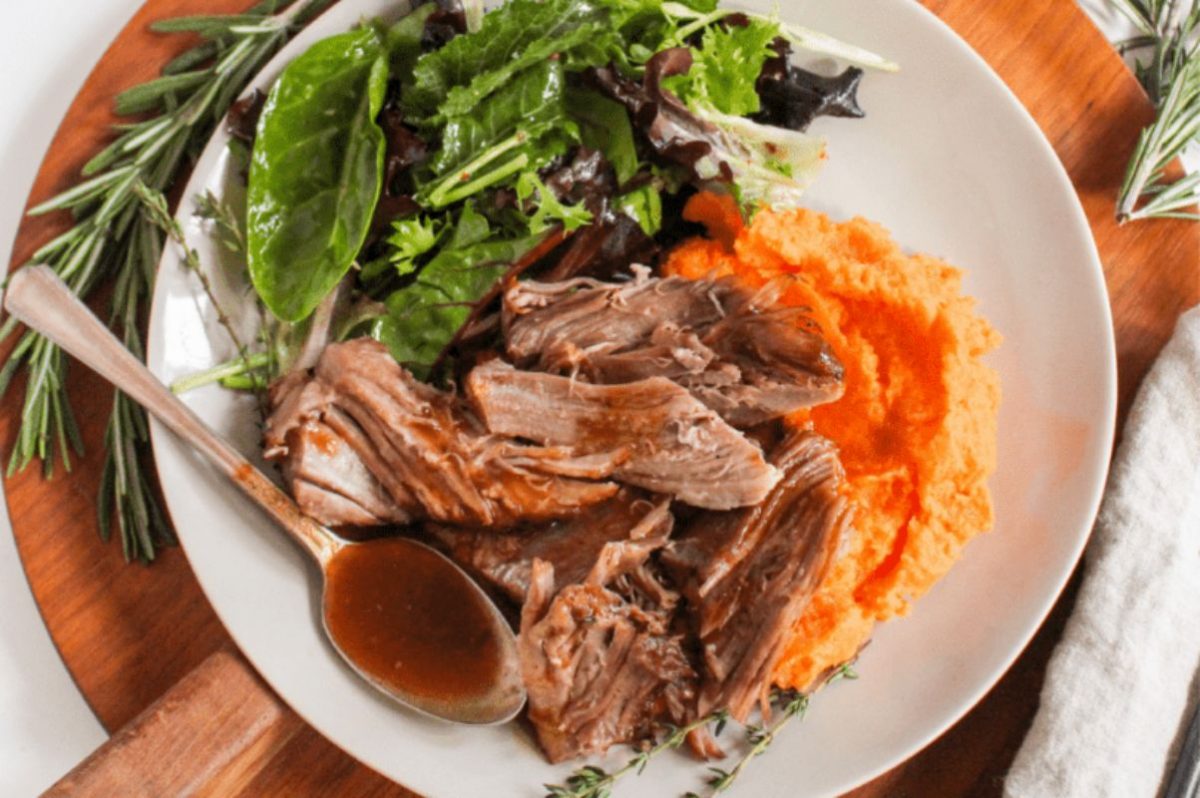 Easy Instant Pot Pork Roast With Gravy