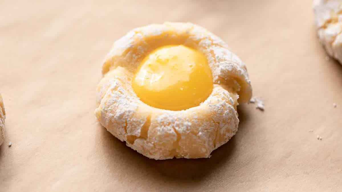 Easy Lemon Bar Cookies. 