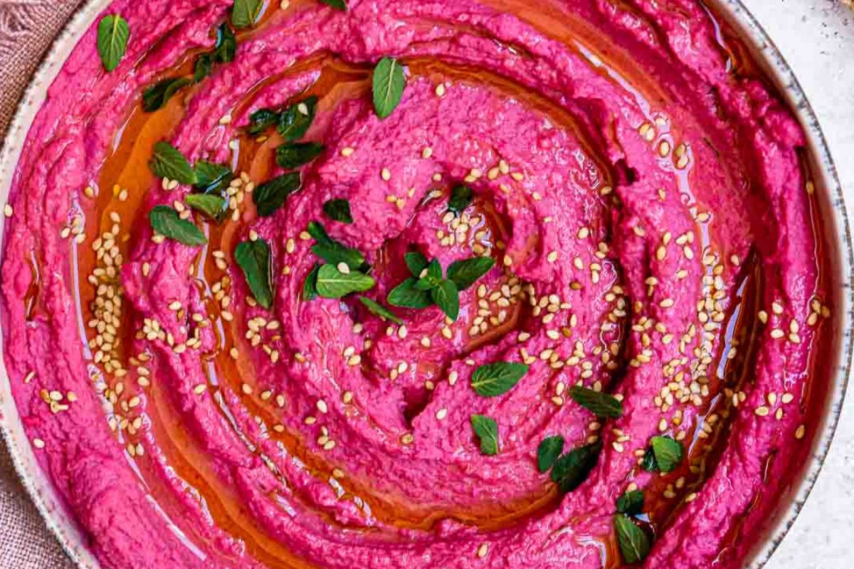 Easy Roasted Beetroot Hummus