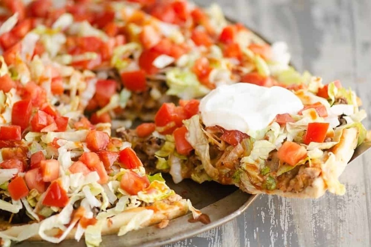 Easy Taco Pizza