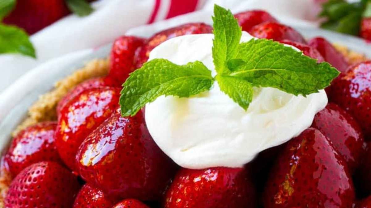 Fresh Strawberry Pie. 