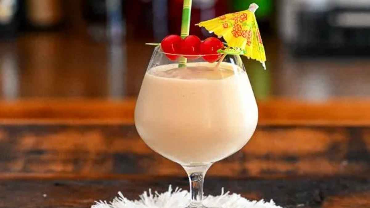 Frozen Bailey’s Colada Cocktail.