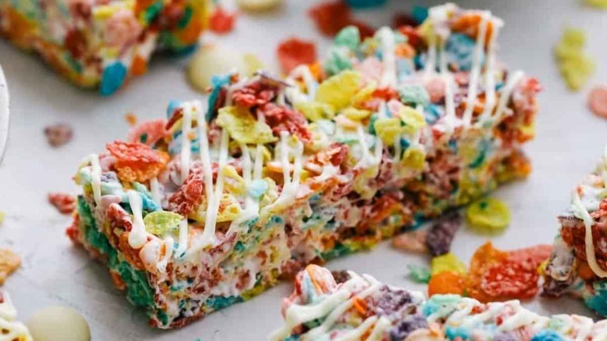 Fruity Pebbles Bars. 