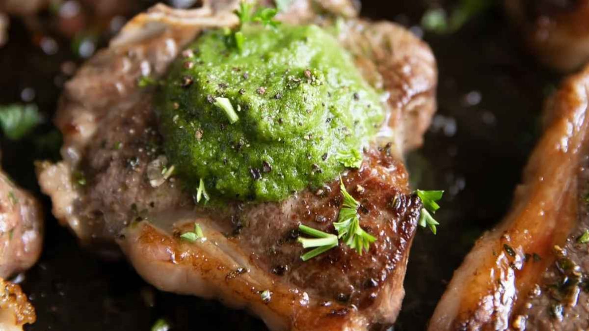 Garlic Herb Lamb Chops Recipe.