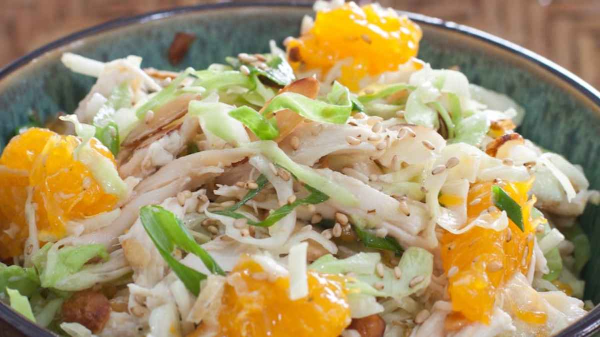 Healthy Chinese Chicken Salad With Mandarin Oranges. 