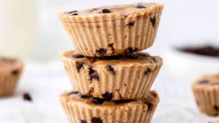 Healthy No-Bake Chickpea Cookie Dough Bites.