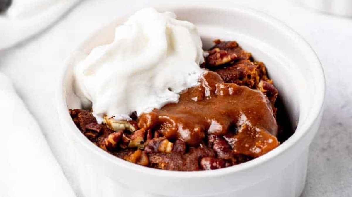 Healthy Pumpkin Cake With Applesauce.