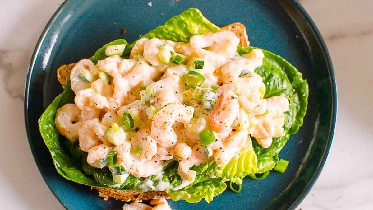 Healthy Shrimp Salad With Greek Yogurt Dressing.