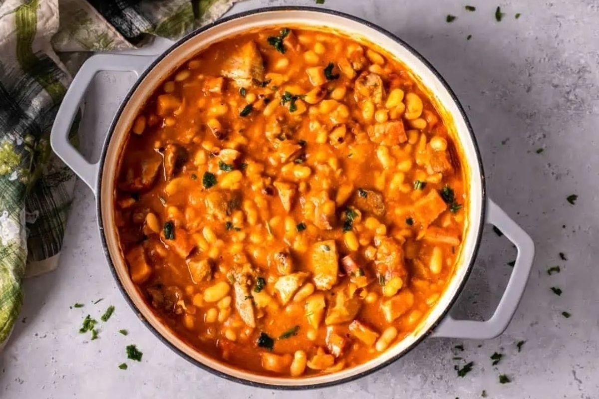 Homemade Pork And Beans Quick Easy And Delicious