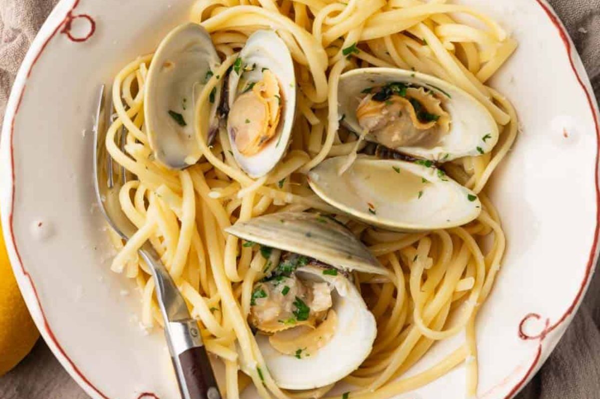 Linguine With Clams Recipe Pasta Alle Vongole