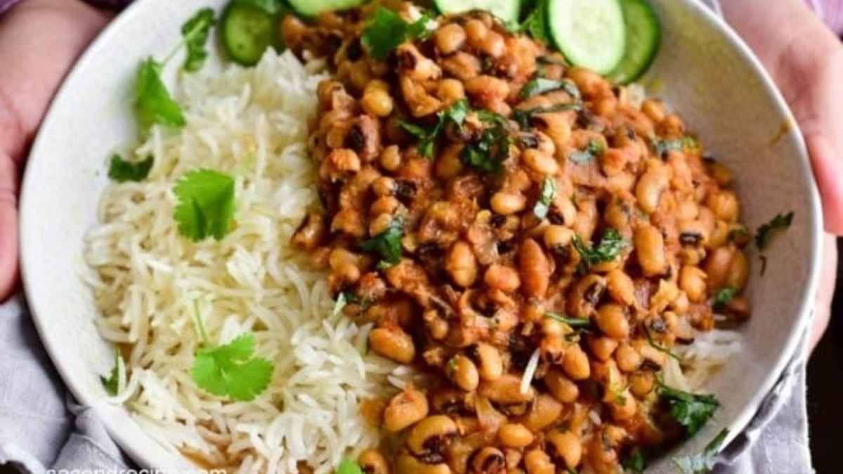 Lobia Dal | Black Eyed Peas Curry In Instant Pot.