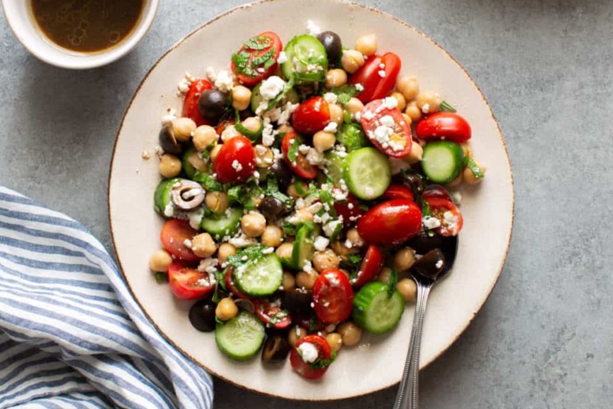 Mediterranean Chickpea Salad 2