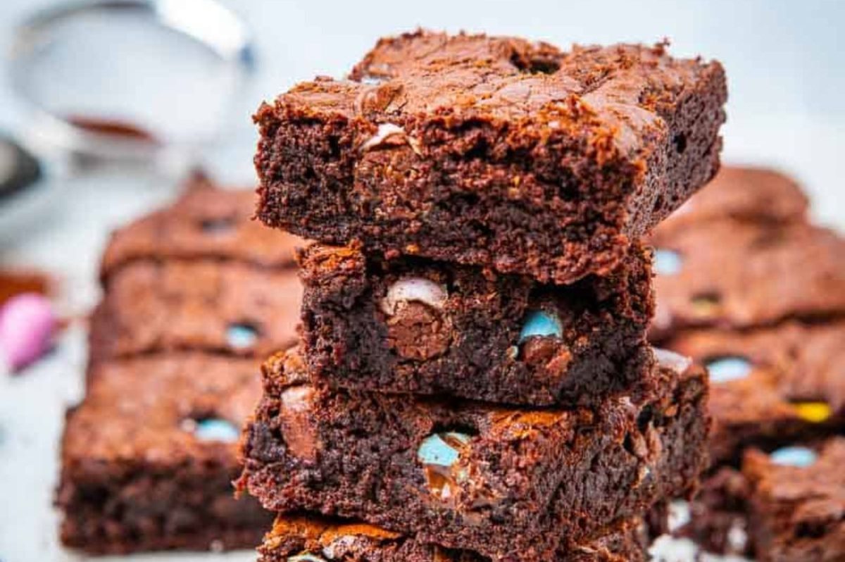 Mini Egg Brownies