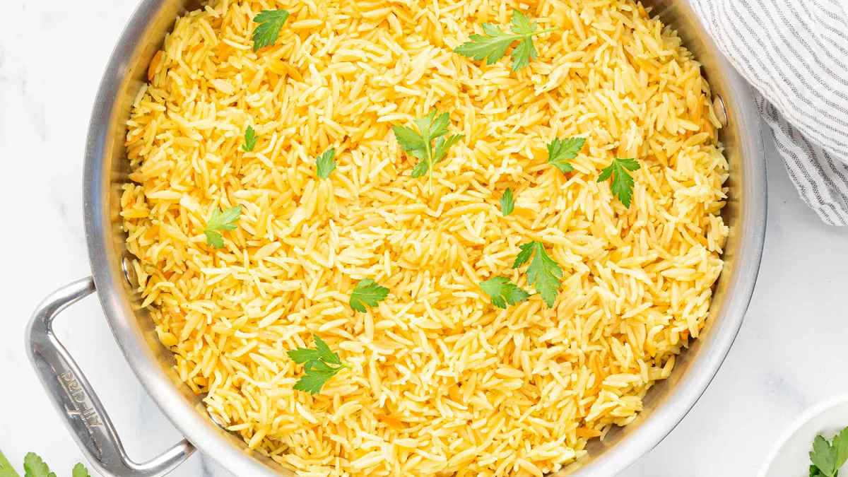 Orzo Rice Pilaf With Garlic And Herbs.