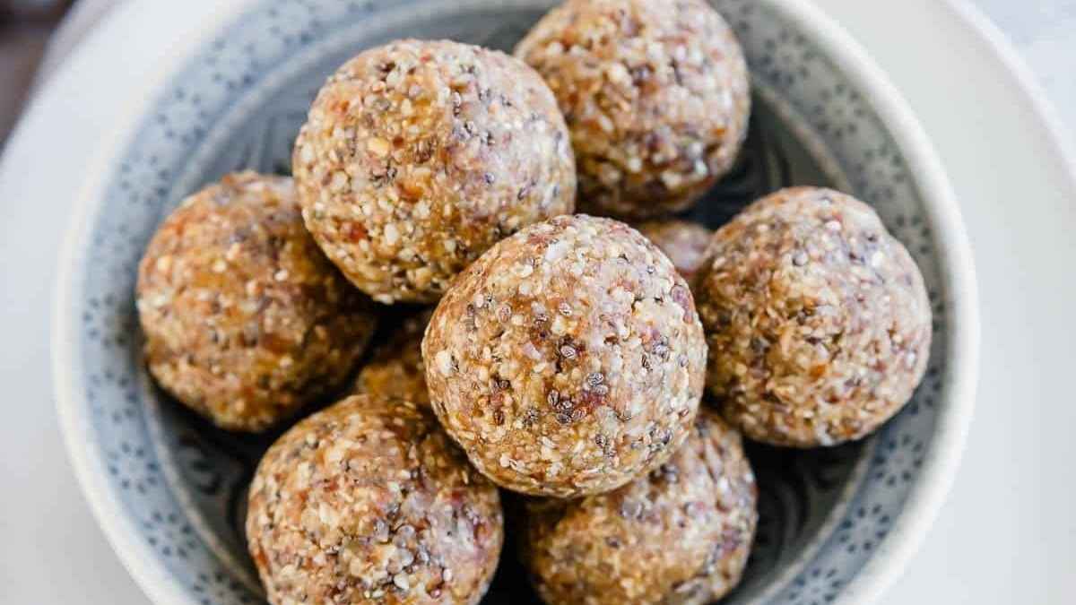 Oat Almond and Date Energy Bites. 