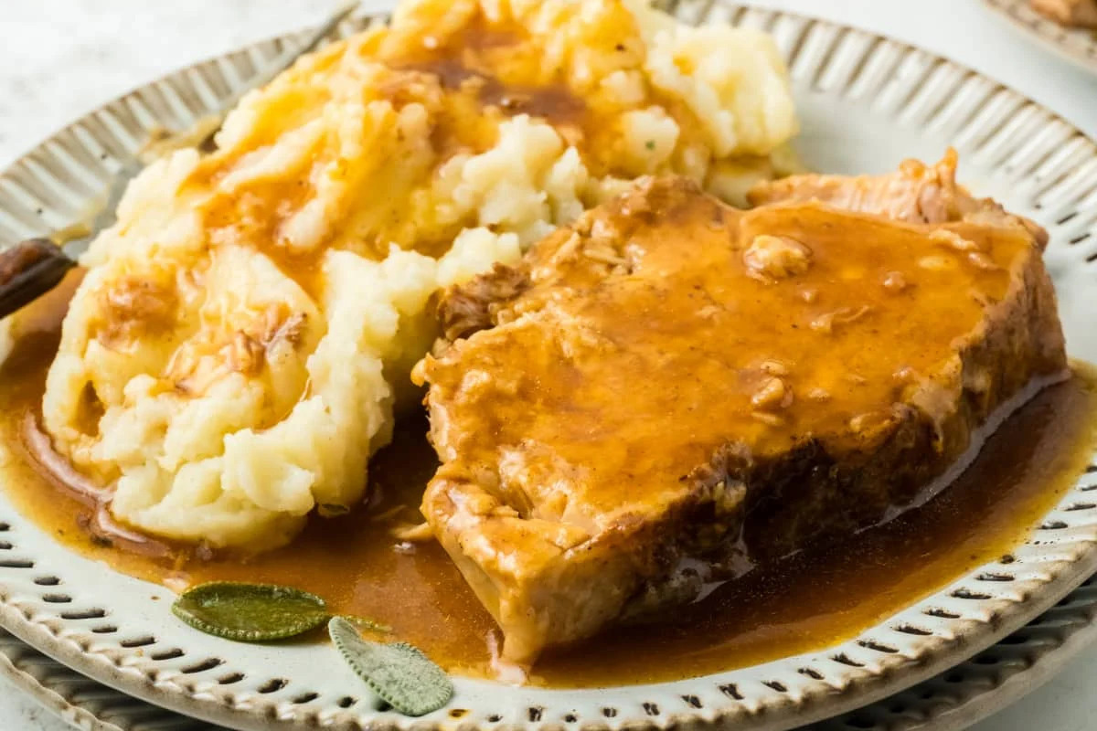 Old Fashioned Pork Roast With Vegetables And Gravy (Slow Cooker). 