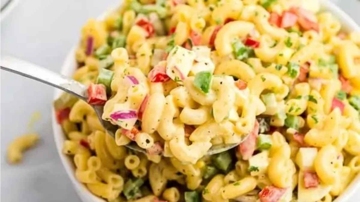 Old Fashioned Macaroni Salad. 