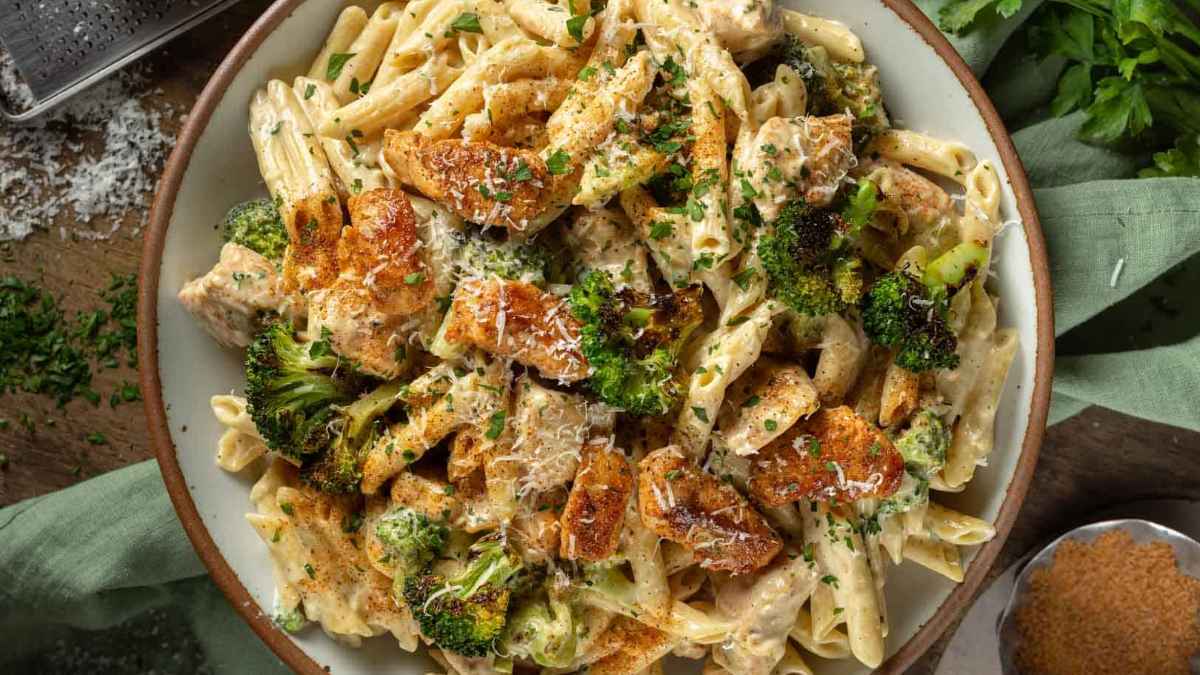 One Pot Cajun Chicken And Broccoli Alfredo. 