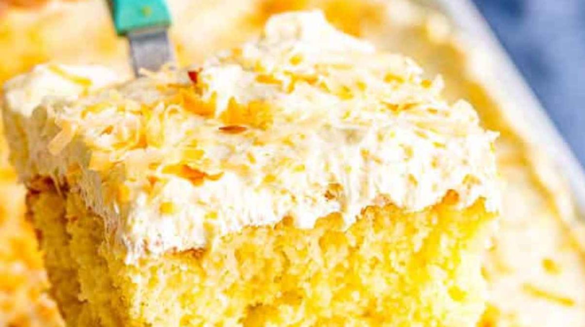 Pina Colada Poke Cake Recipe.