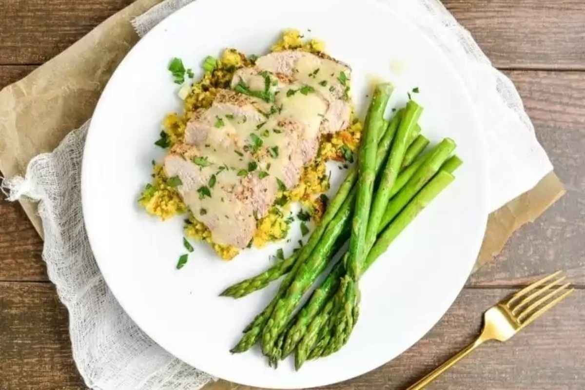 Roasted Lemon Pepper Pork Tenderloin With Cornbread Stuffing 1
