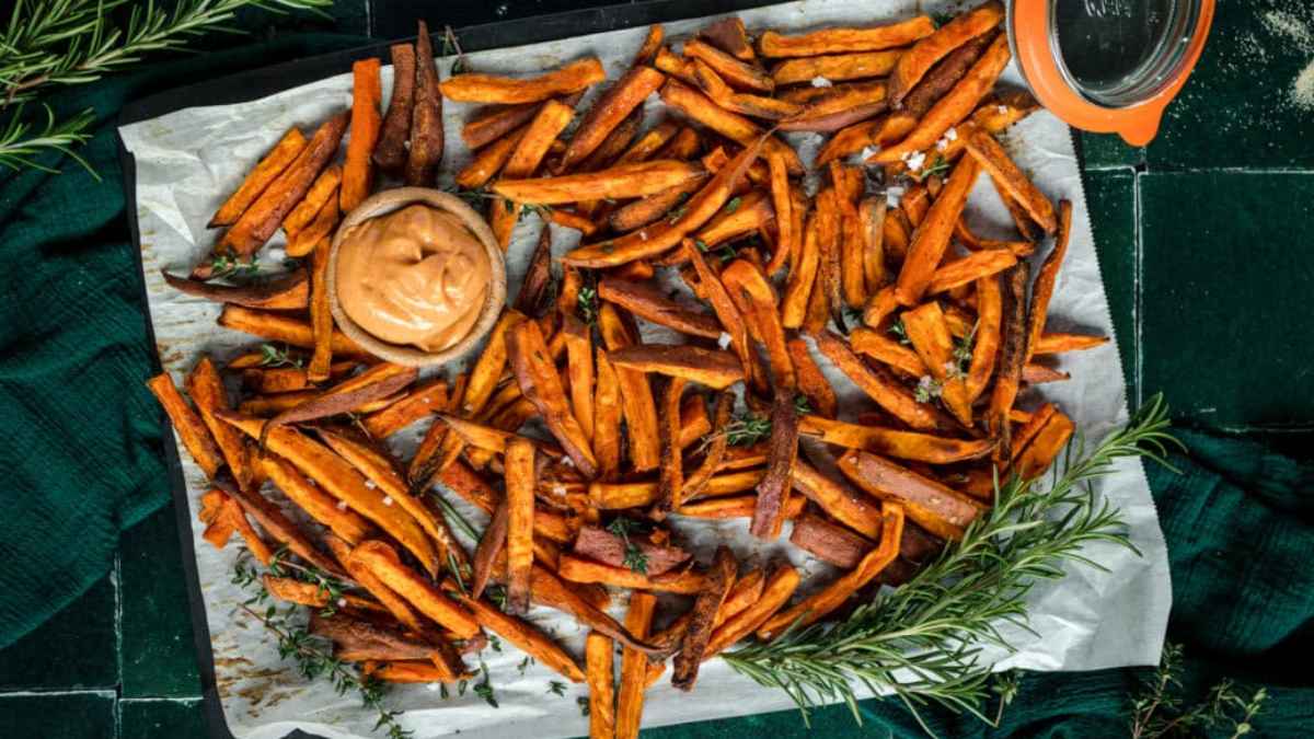 Roasted Sweet Potato Fries Recipe. 