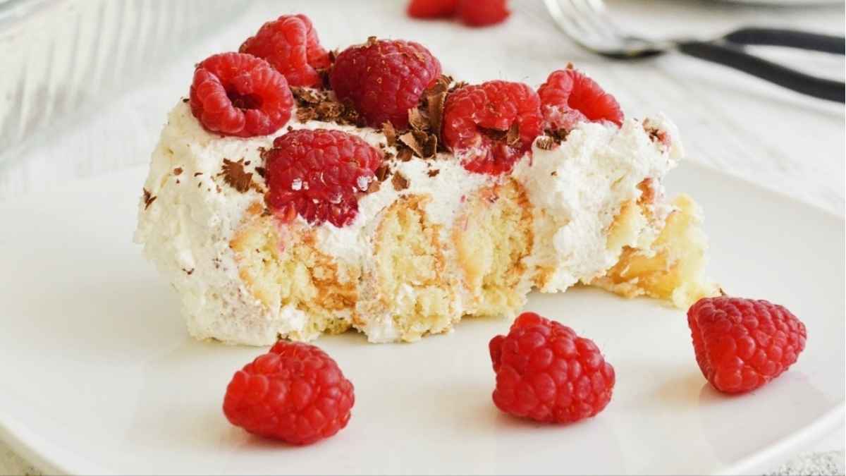 Simple Raspberry Icebox Cake.