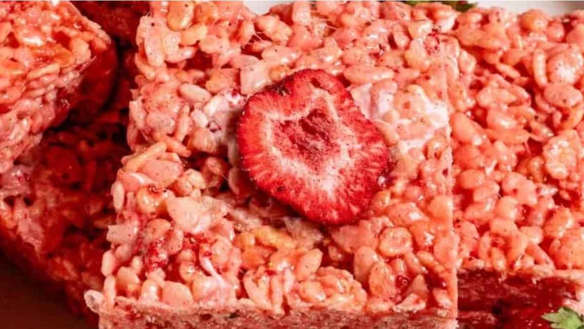 Strawberry Rice Krispie Treats. 