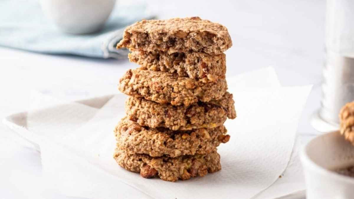 Sugar Free Oatmeal Cookies. 