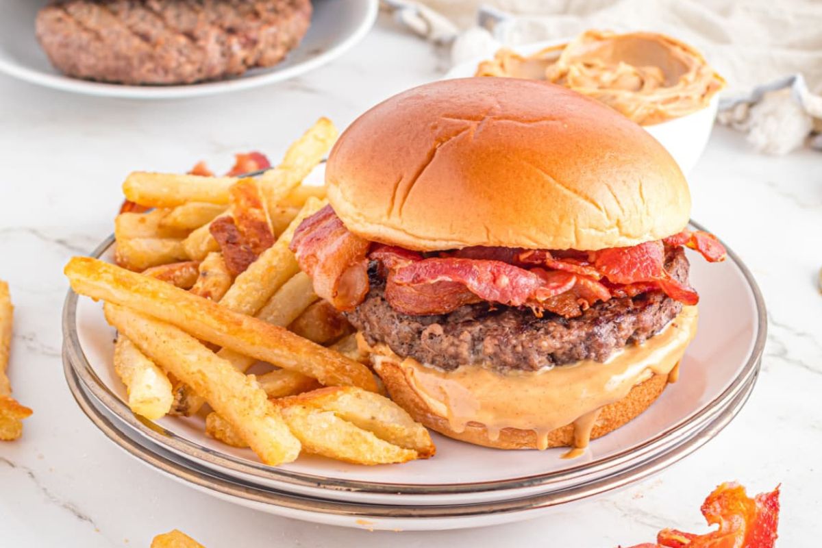 The Best Peanut Butter Bacon Burger