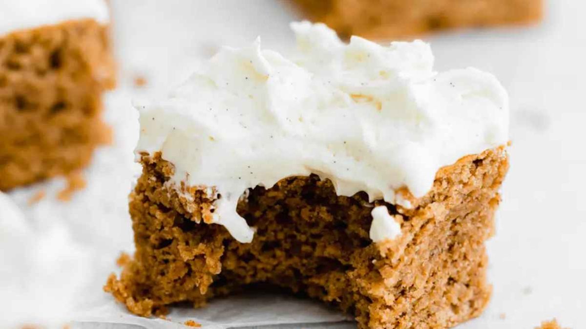 Vegan Chai Cake. 