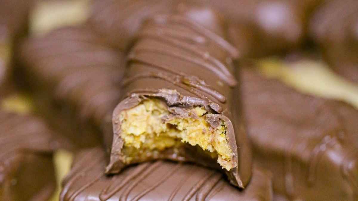 Vegan Peanut Butter Cornflake Bars.