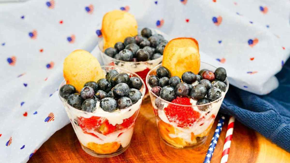 Very Berry Twinkie Cake Dessert Cups. 