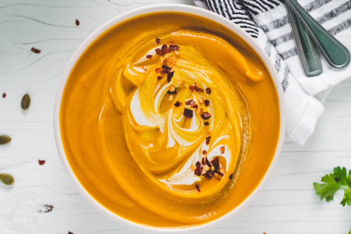 Warming Roasted Butternut Squash Soup With Apple