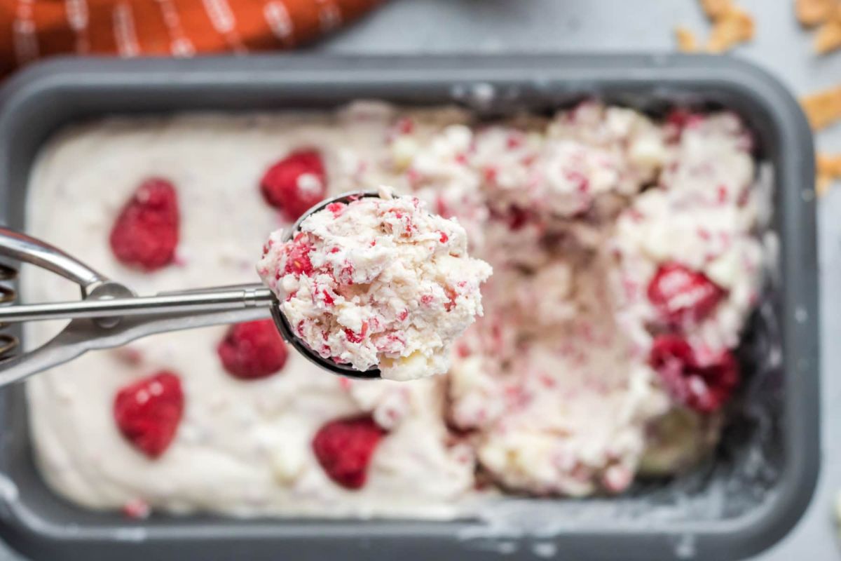 White Chocolate Raspberry Ice Cream