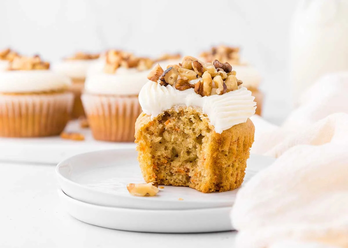 carrot cake cupcakes recipe