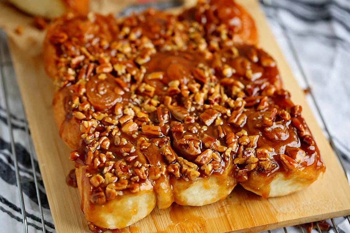Old Fashioned Caramel Sticky Buns.