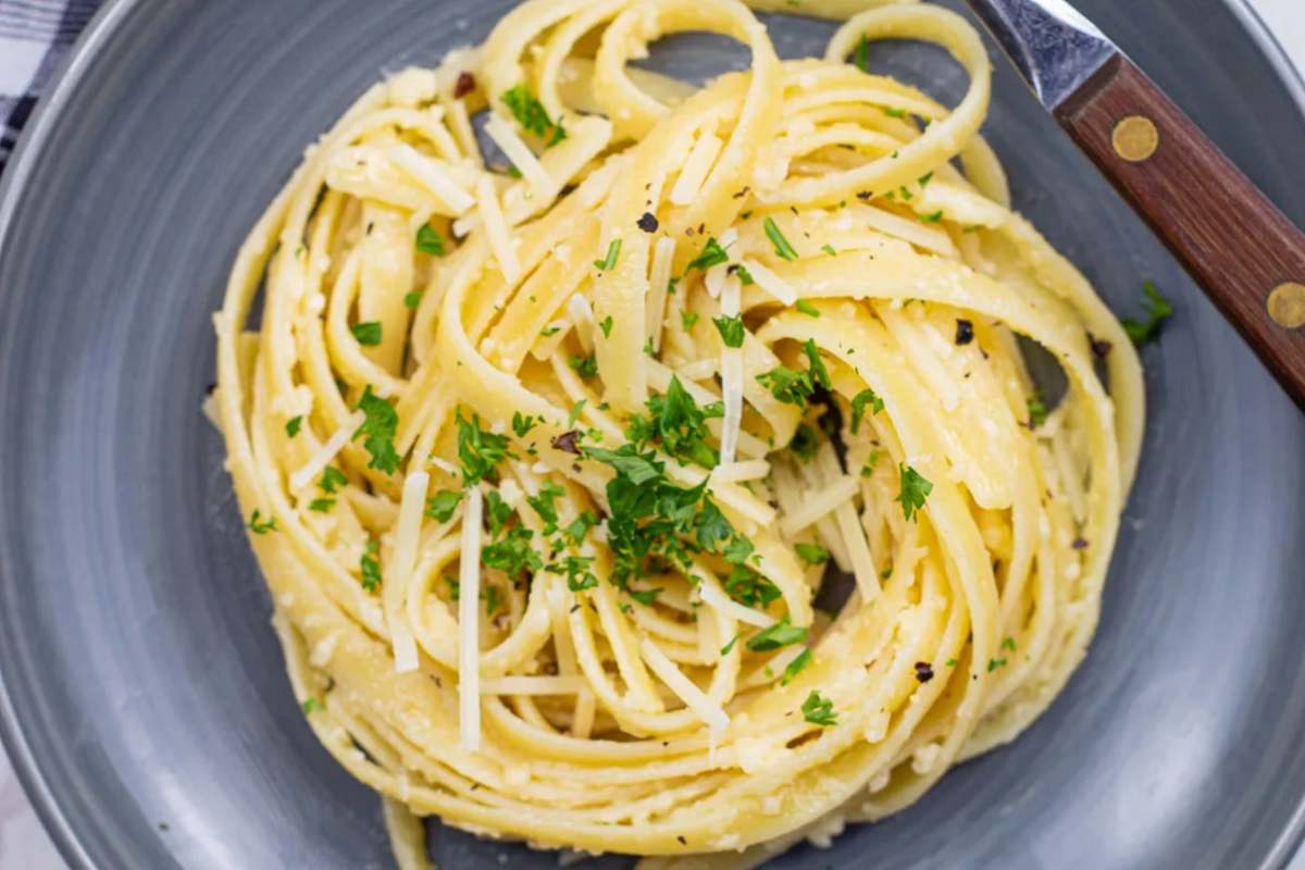 3-Ingredient Authentic Easy Fettuccine Alfredo. 