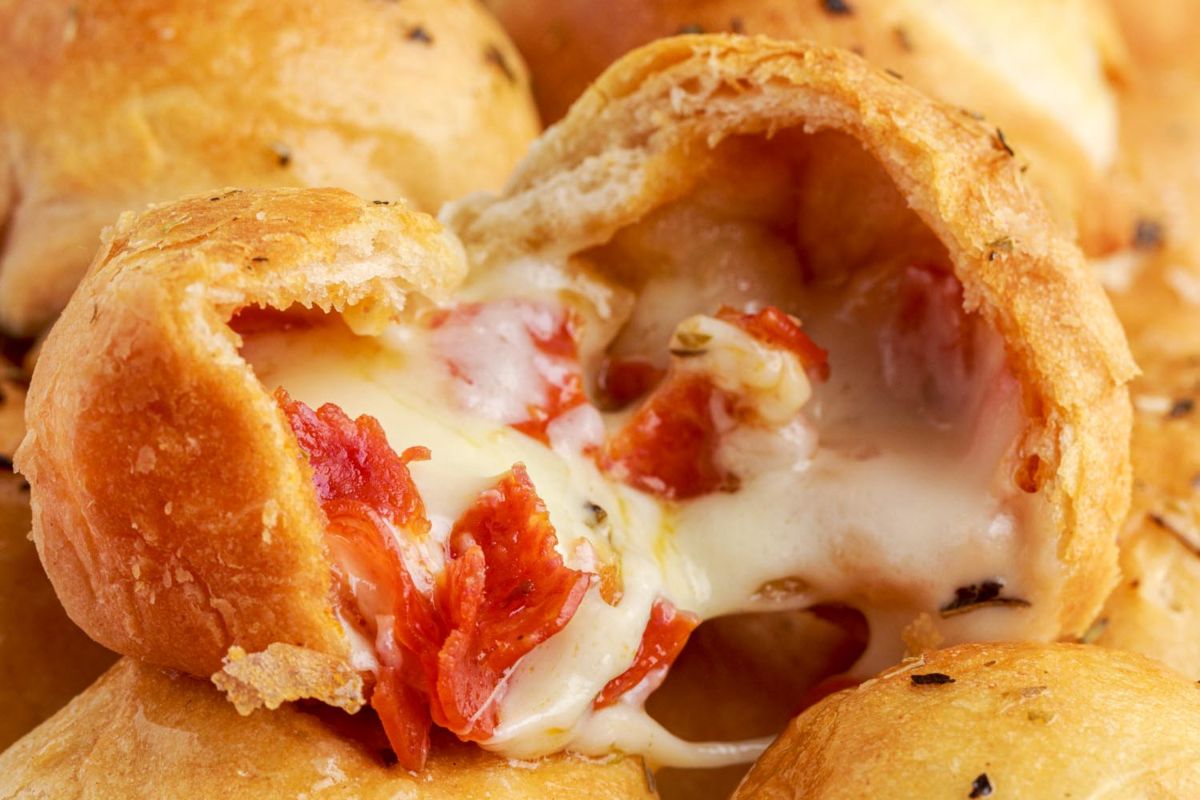 Air Fryer Pizza Bites