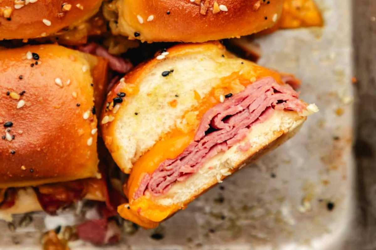 Baked Roast Beef Sliders. 