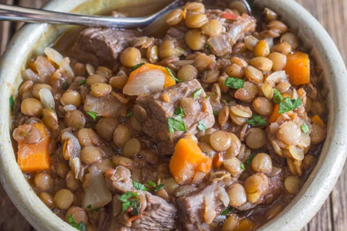 Beef And Lentil Soup Recipe. 