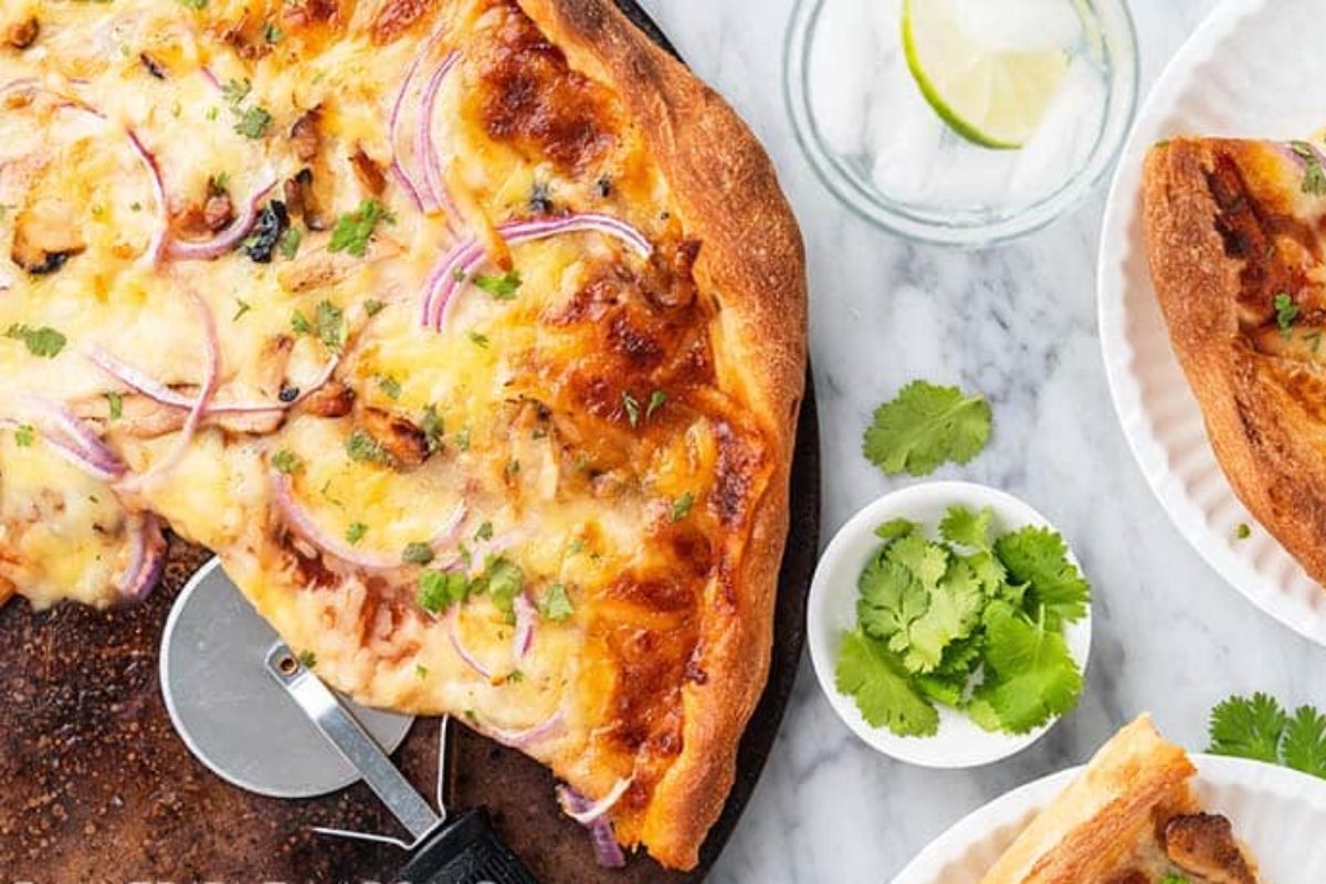 Best Copycat California Pizza Kitchen Bbq Chicken Pizza Recipe