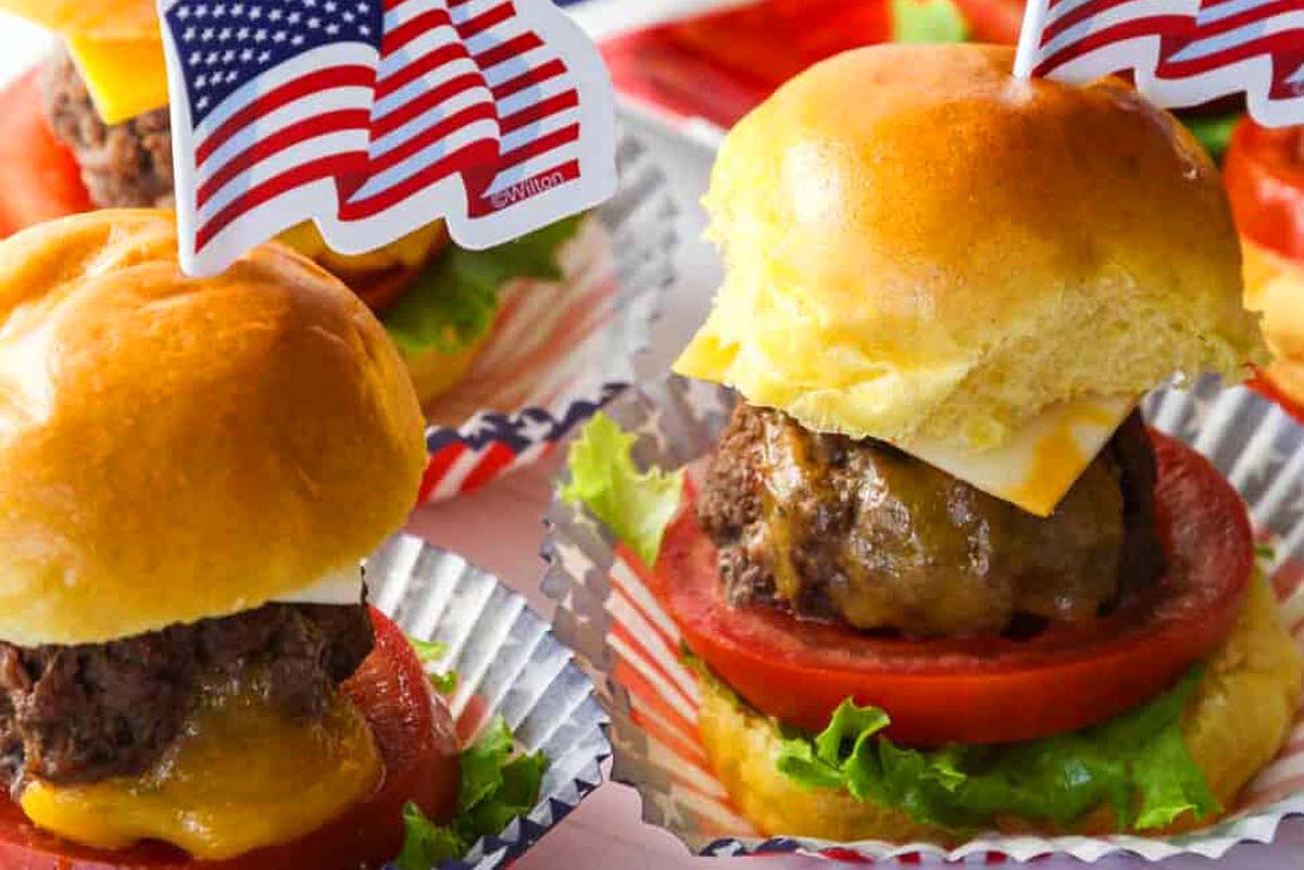 Cheeseburger Sliders Recipe (Baked Hamburger).