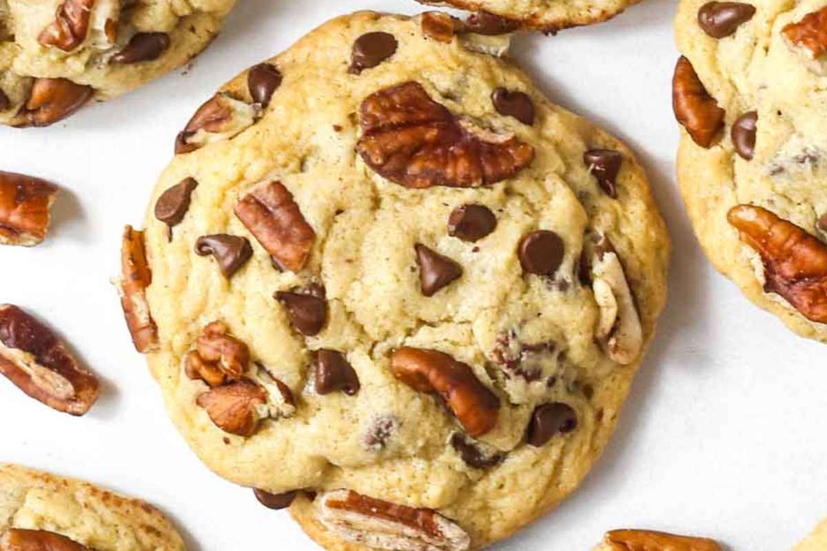 Chewy Chocolate Chip Pecan Cookies. 