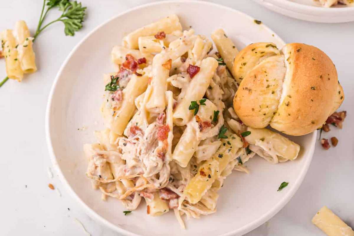 Chicken Alfredo Casserole. 